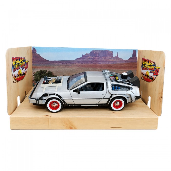 Колекційна модель DeLorean Time Machine Back to the Future III