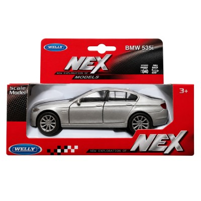 Колекційна машинка Welly NEX BMW 535i, срібляста